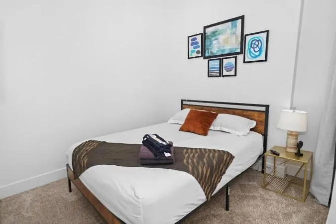 Spacious 3br Retreat Near Mccormick Place *