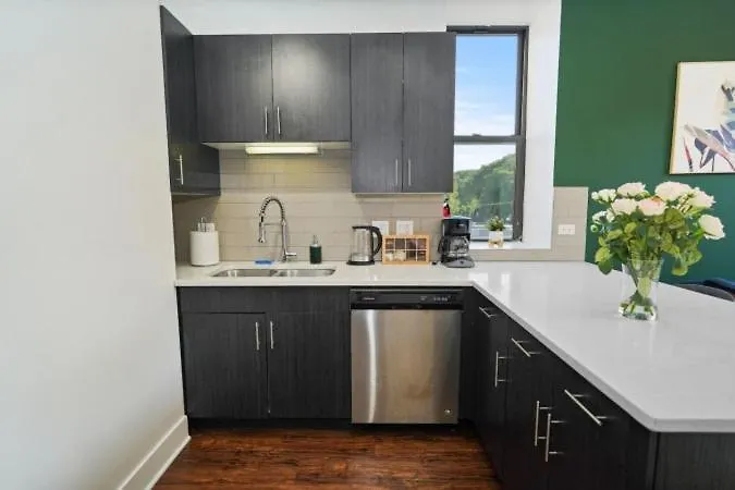 Spacious 3br Retreat Near Mccormick Place Apartamento